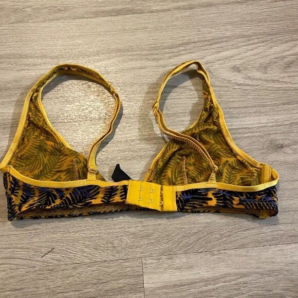 Out from Under UO nylon blend gold sheer velvet like triangle bra size small - Picture 3 of 6